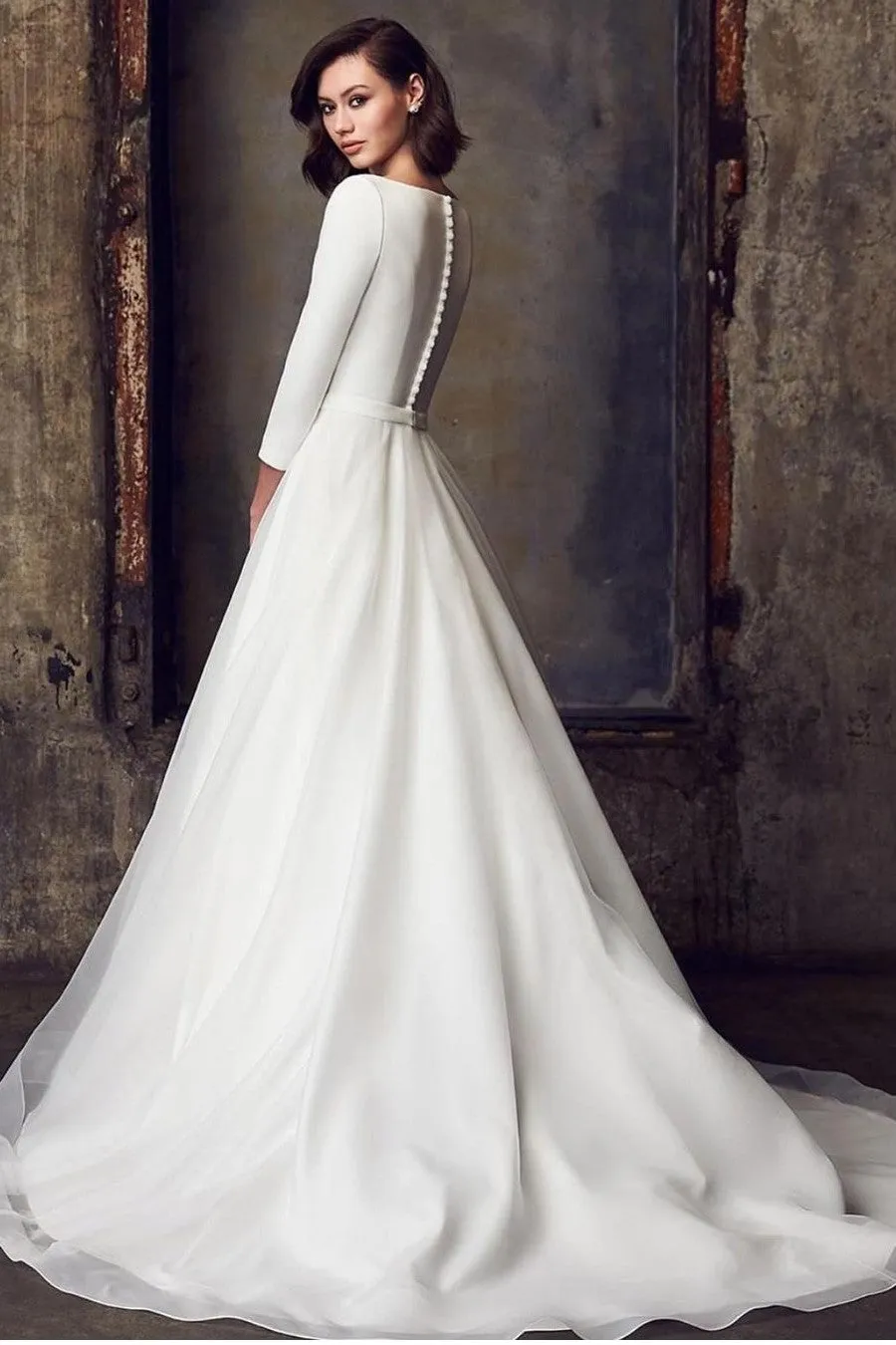 2021 A-line Modest Wedding Dresses for Women