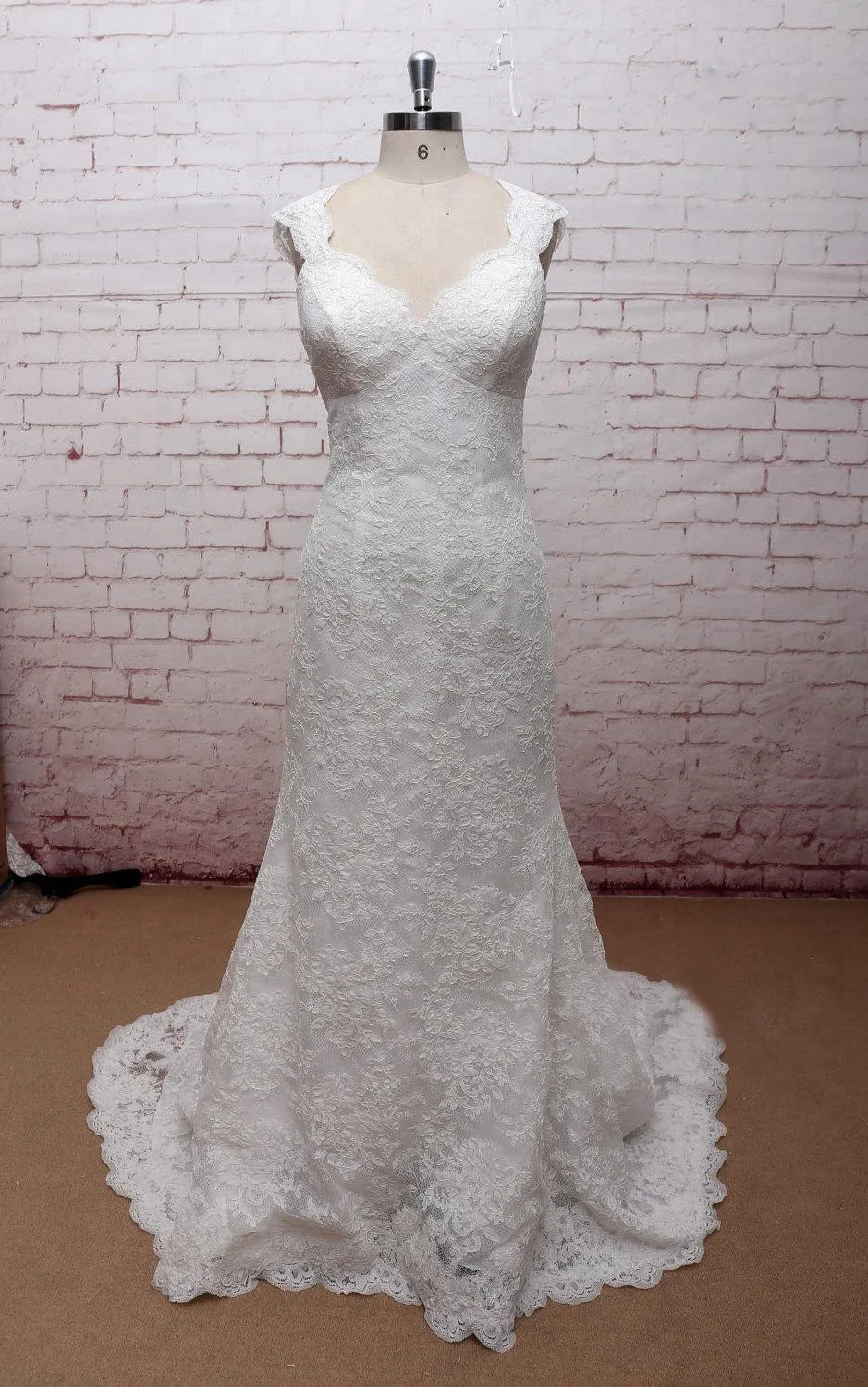 Classic V-Neck Lace Wedding Dress With Empire Waist and Open Back-ET_711085
