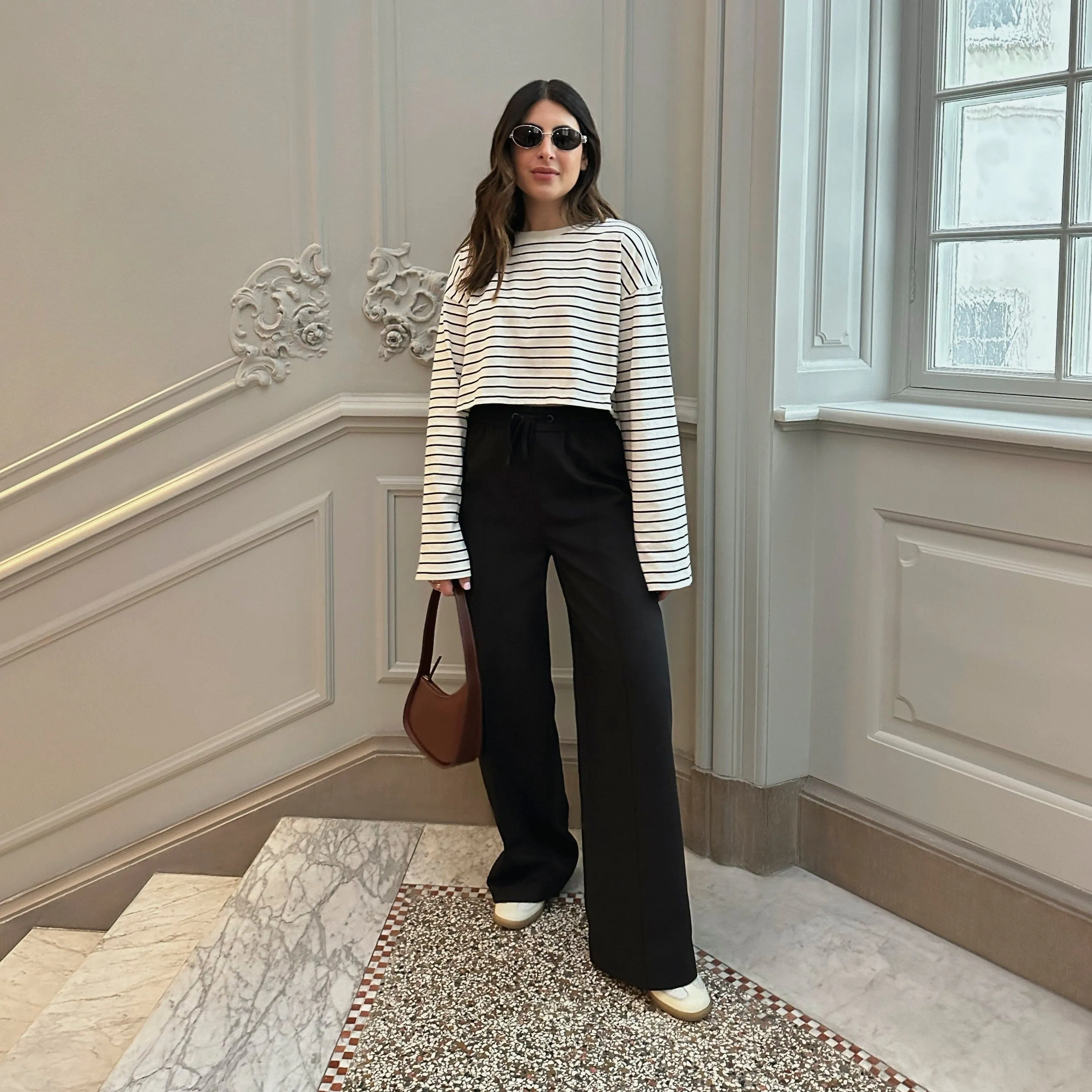 CROPPED STRIPE LONG SLEEVE TEE - CREAM / BLACK