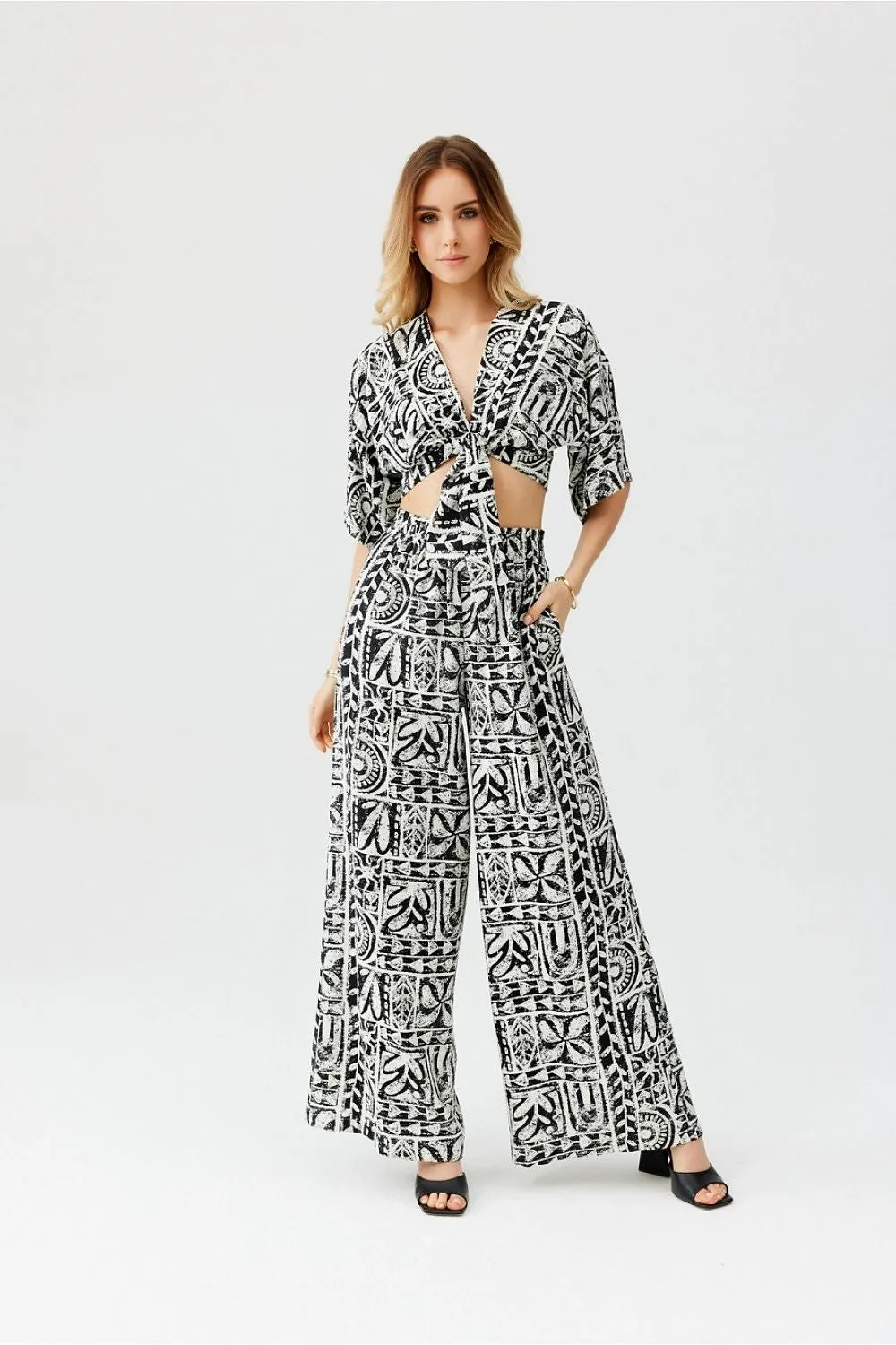Ester High-Waisted Trousers with Pockets