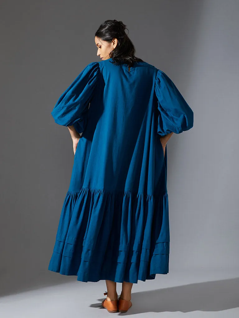 Kaavya Dress