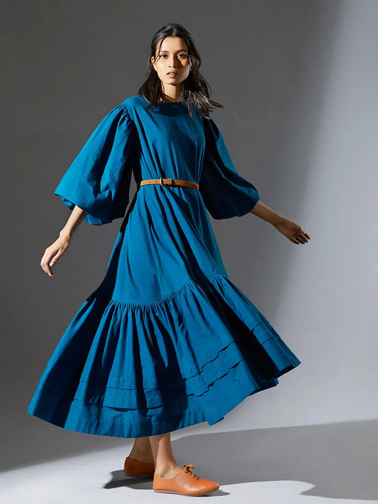 Kaavya Dress