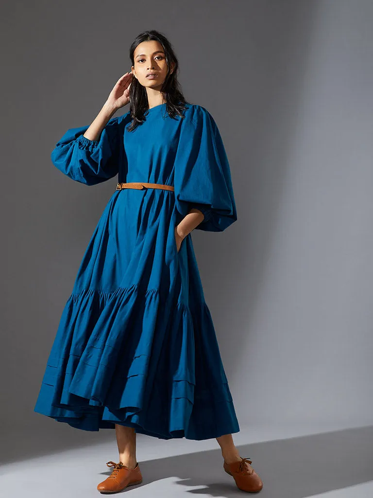 Kaavya Dress