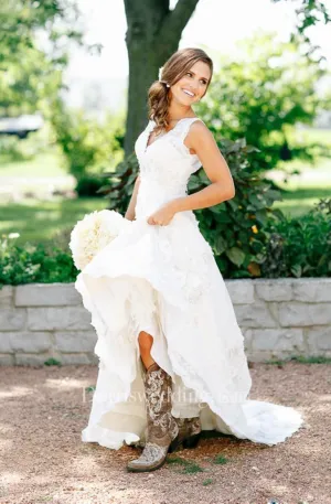 Lace Country V Neck Sexy Bridal Gown With Cap Sleeves-715380