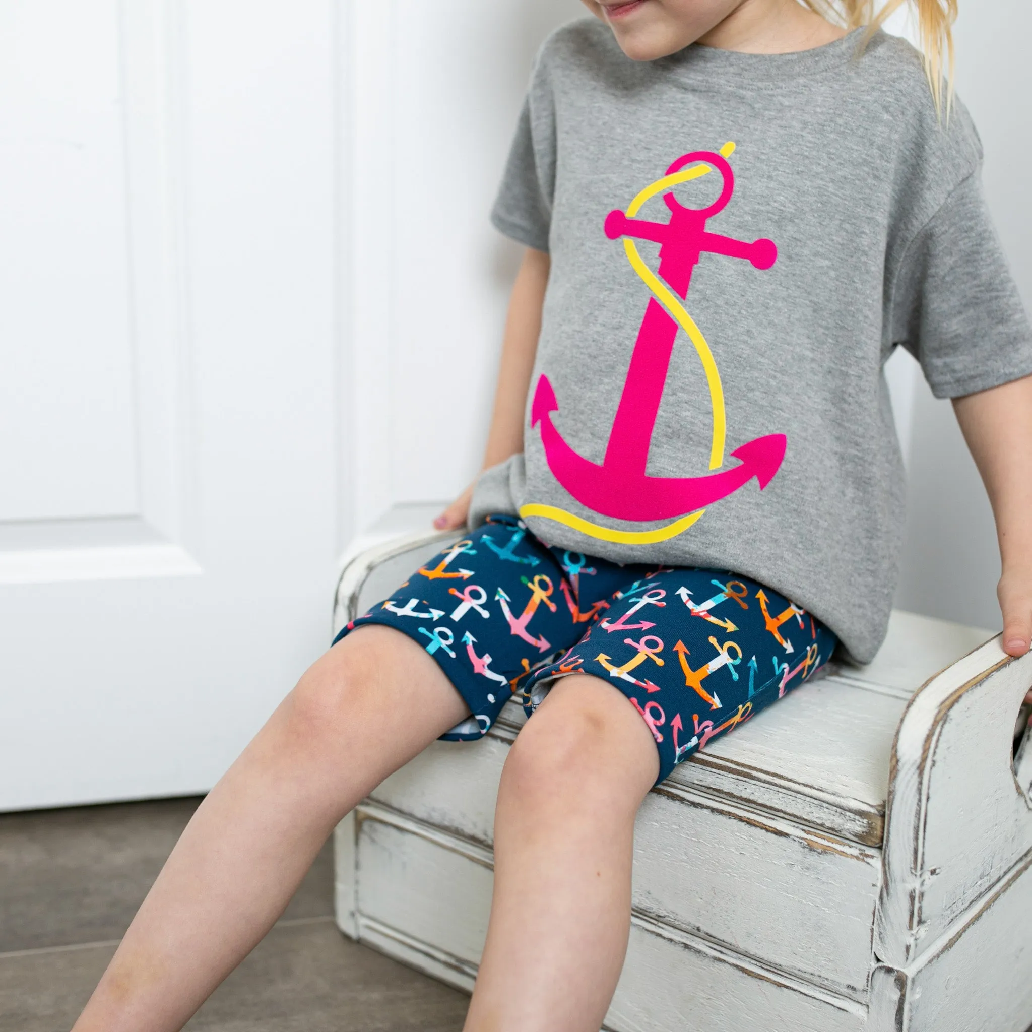 Multi colour anchor print Shorts