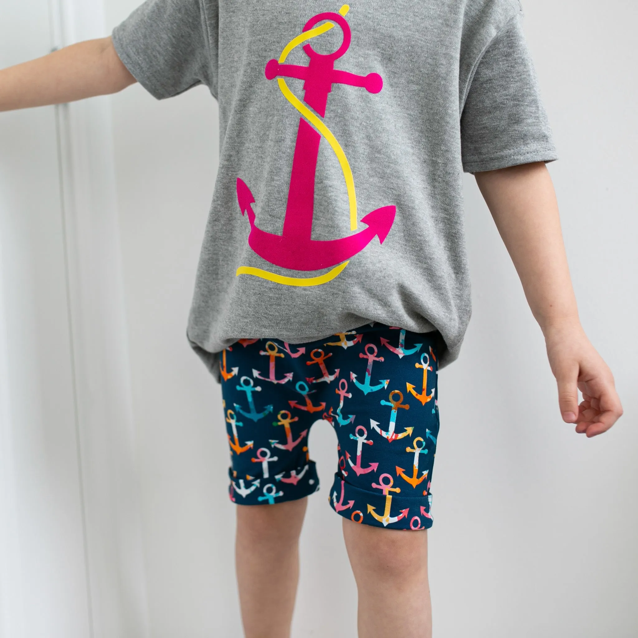 Multi colour anchor print Shorts