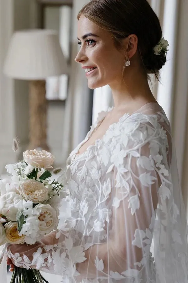 Roycebridal Tulle Sheath Sweetheart Neck Wedding Dresses With Floral Appliques, MW890