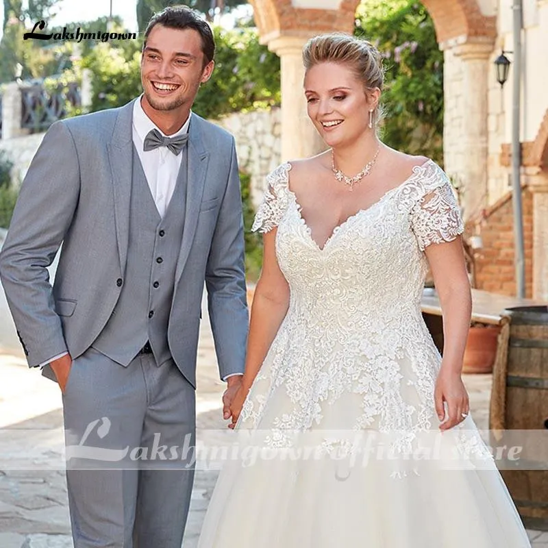 Roycebridal Wedding Dress With Short Sleeve Sexy V-neck Lace