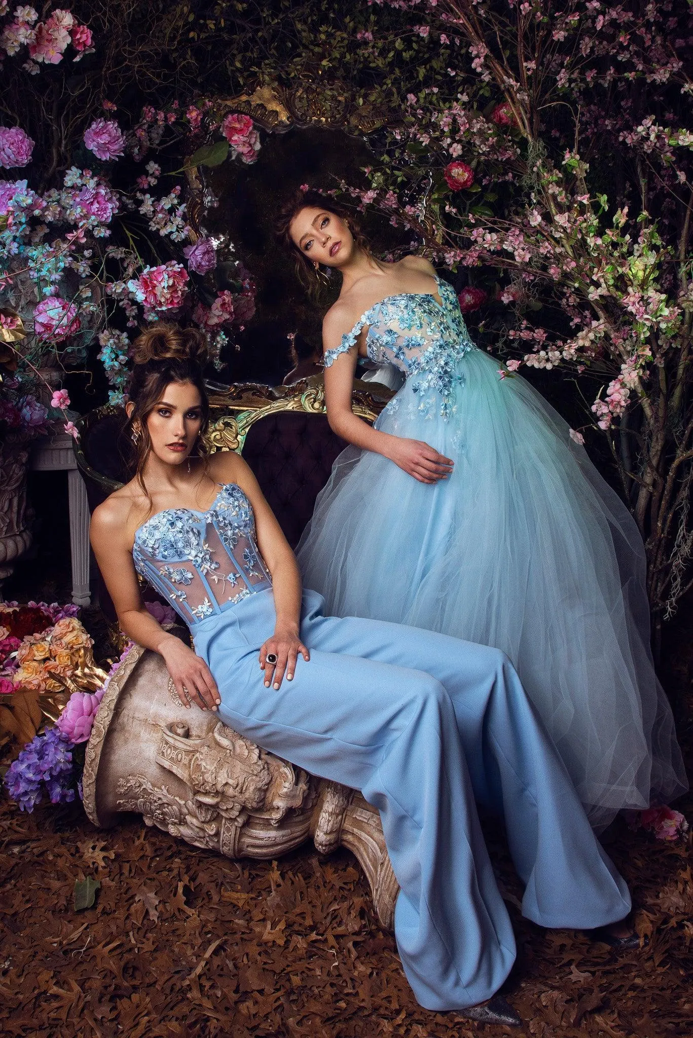Set Bustier Hydrangeas and Wide Leg Pants
