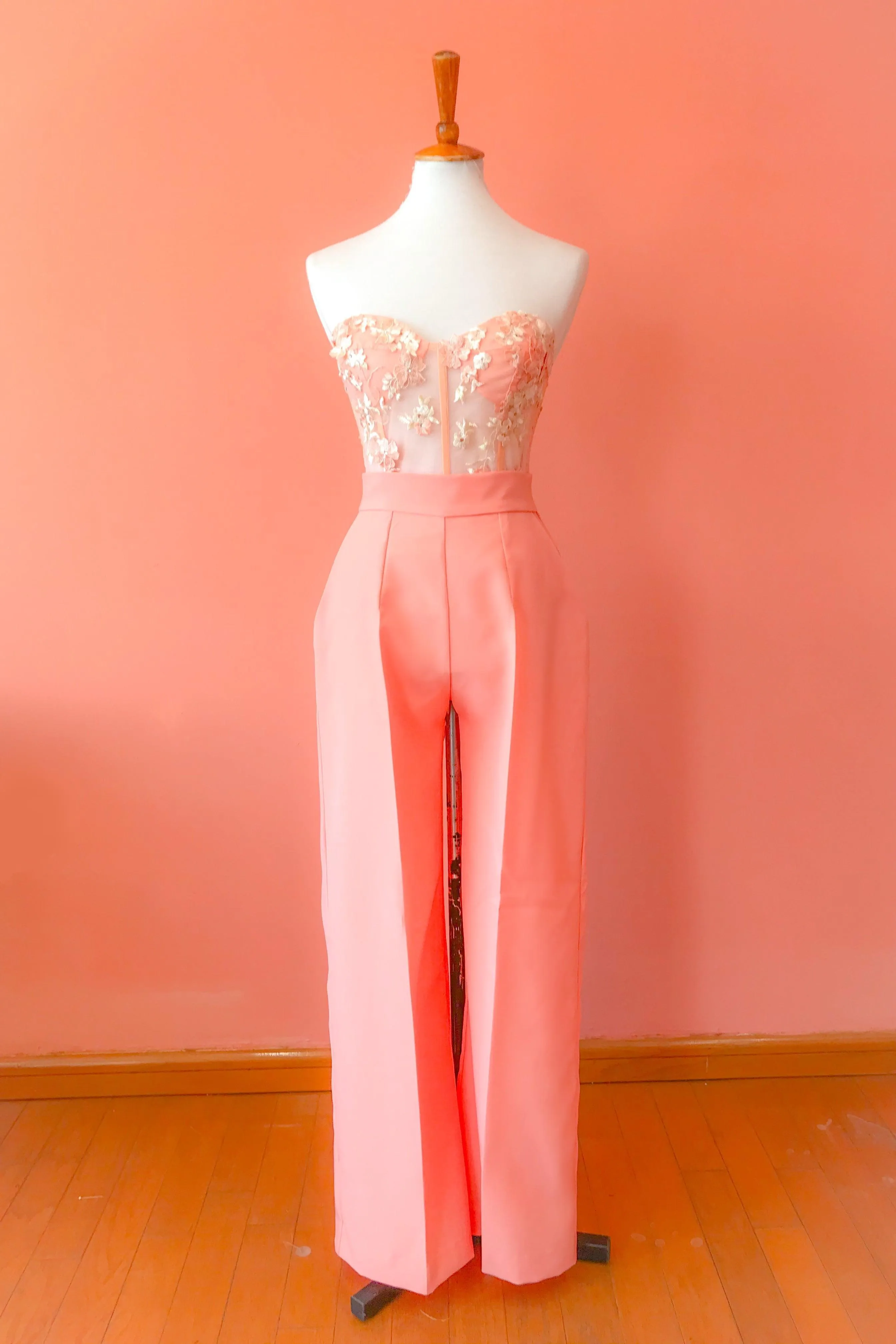 Set Bustier Hydrangeas and Wide Leg Pants