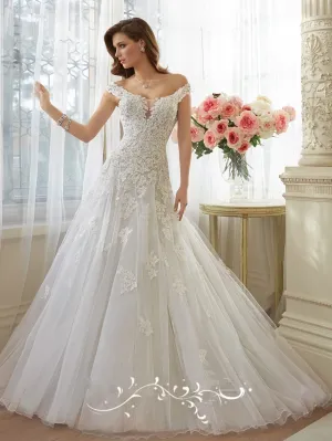 Stunning Beaded Backless Designer Lace Wedding Dress Fall /Winter