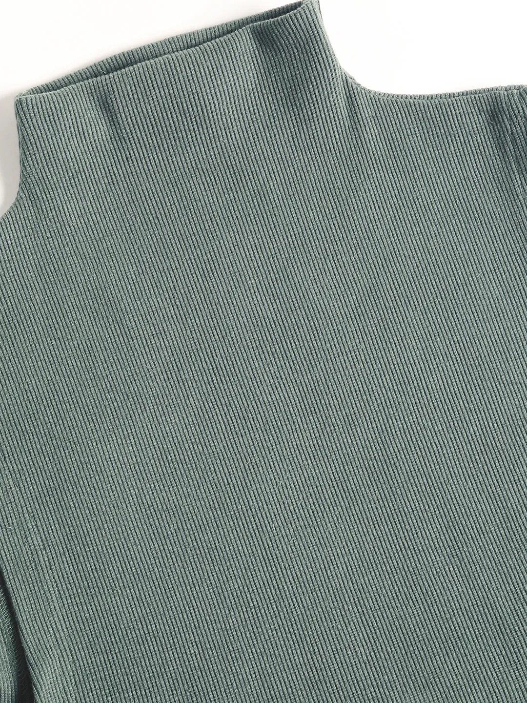 Women Solid High Neck sleeveless Top